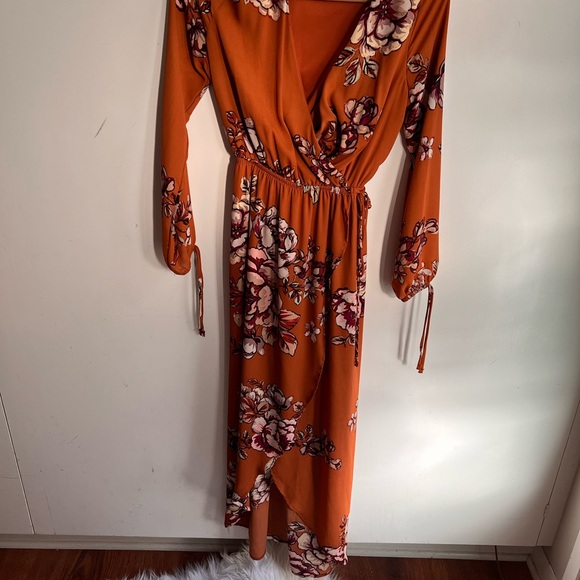 One clothing classy floral dress - Picture 3 of 4